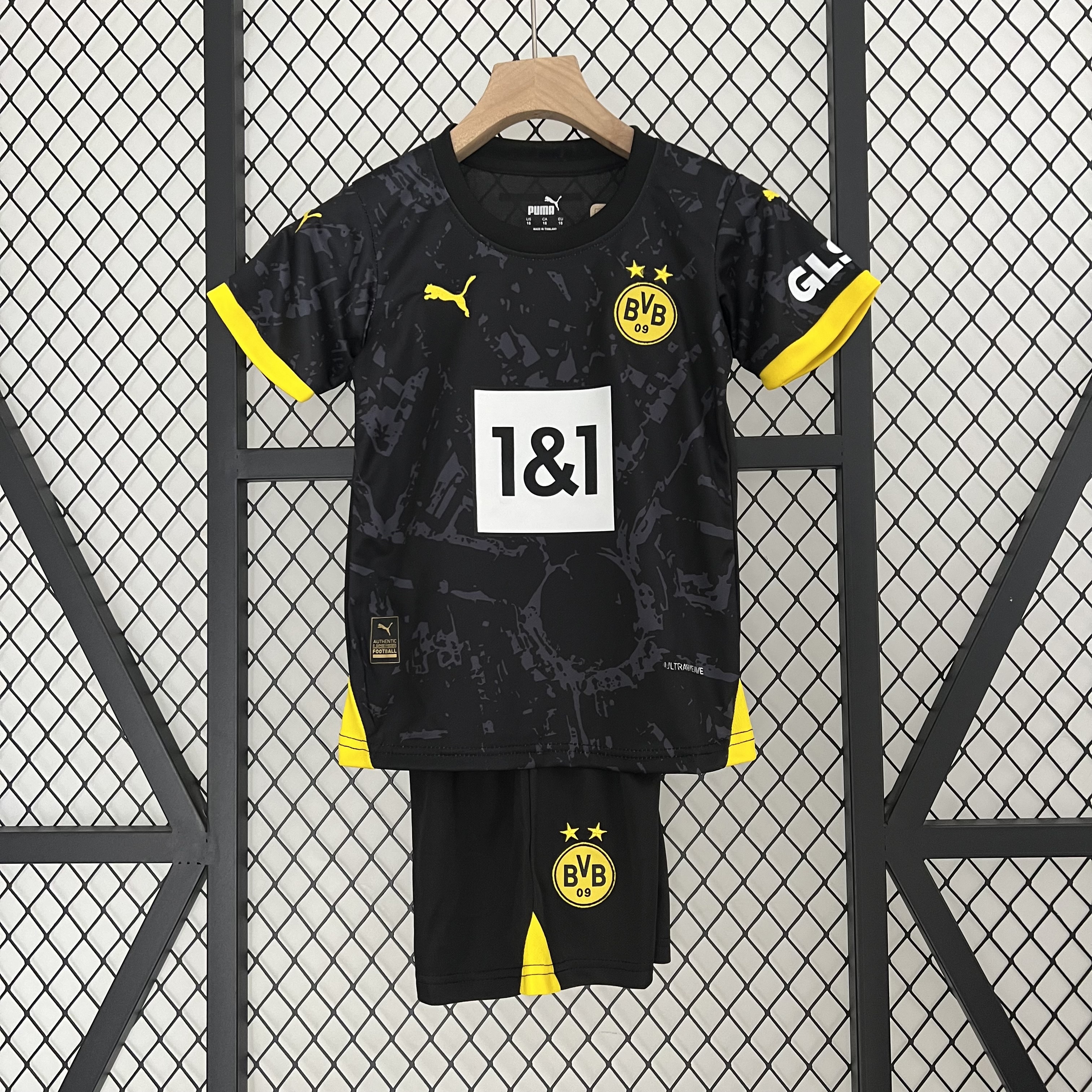 Dortmund 23-24 Away Kids Kit