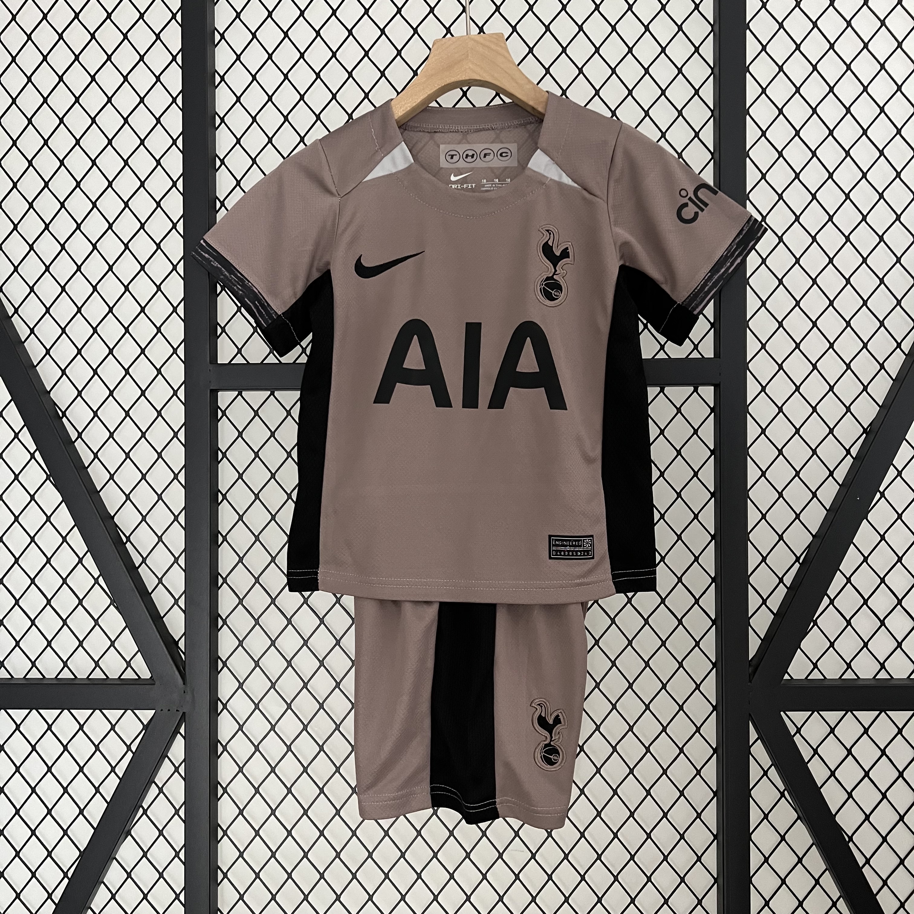 Tottenham Hotspur 23-24 Third Kids Kit