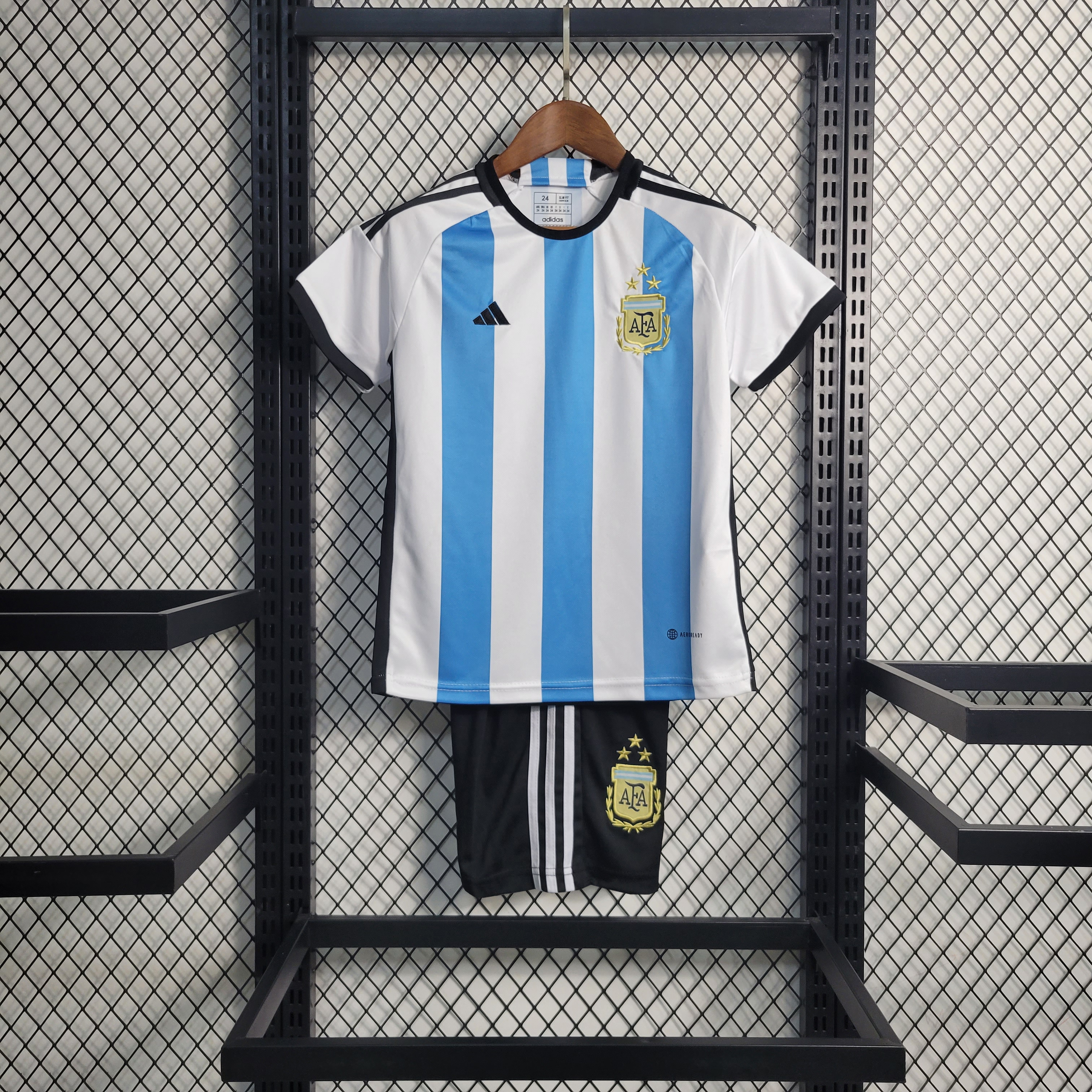 Argentina 3 Stars 22-23 Home Stadium Kids Kit ( with 2022 World Champions Patch )