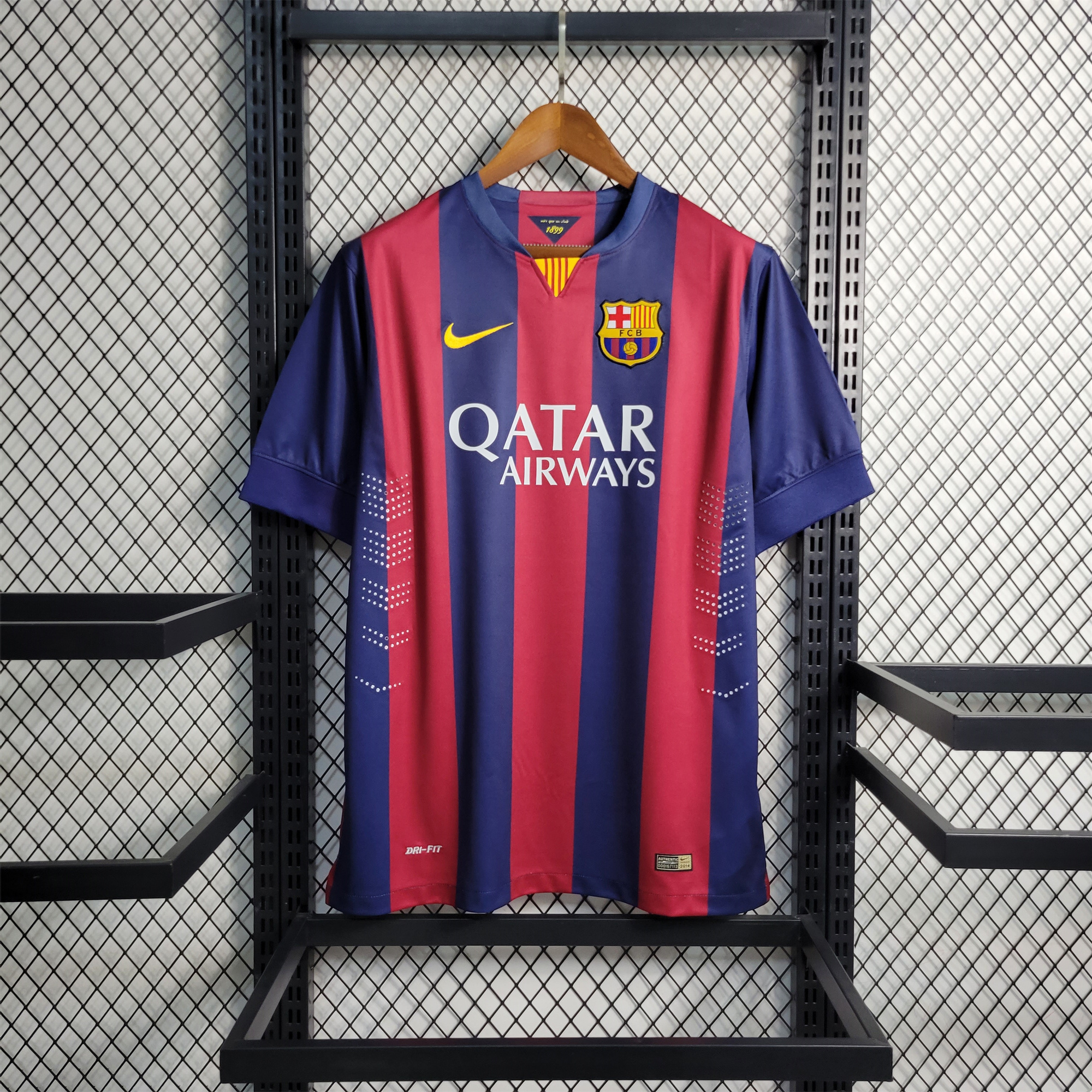 Barcelona Retro 14-15 Home Stadium Jersey