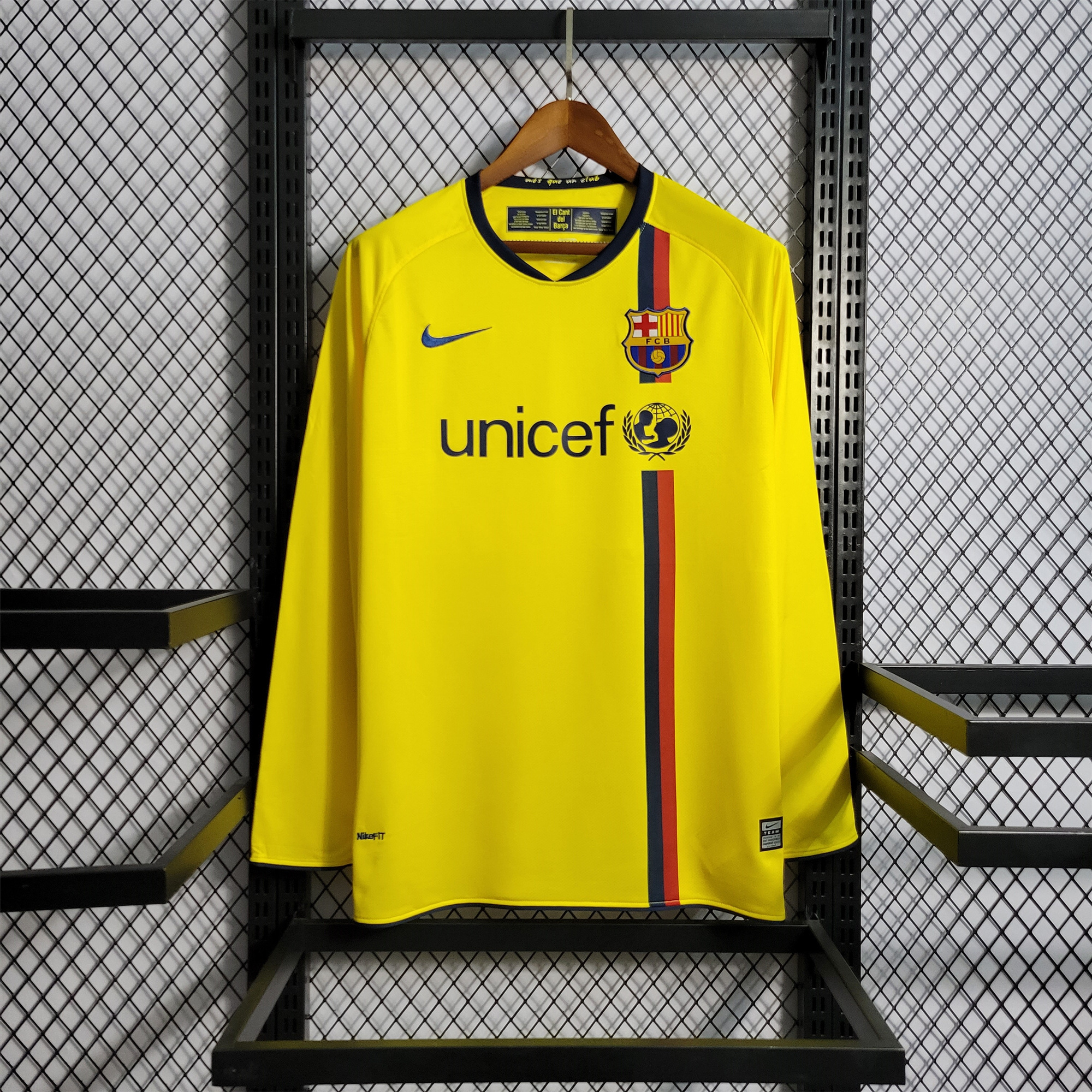 Barcelona Retro 08-09 Away Stadium Long Sleeve Jersey