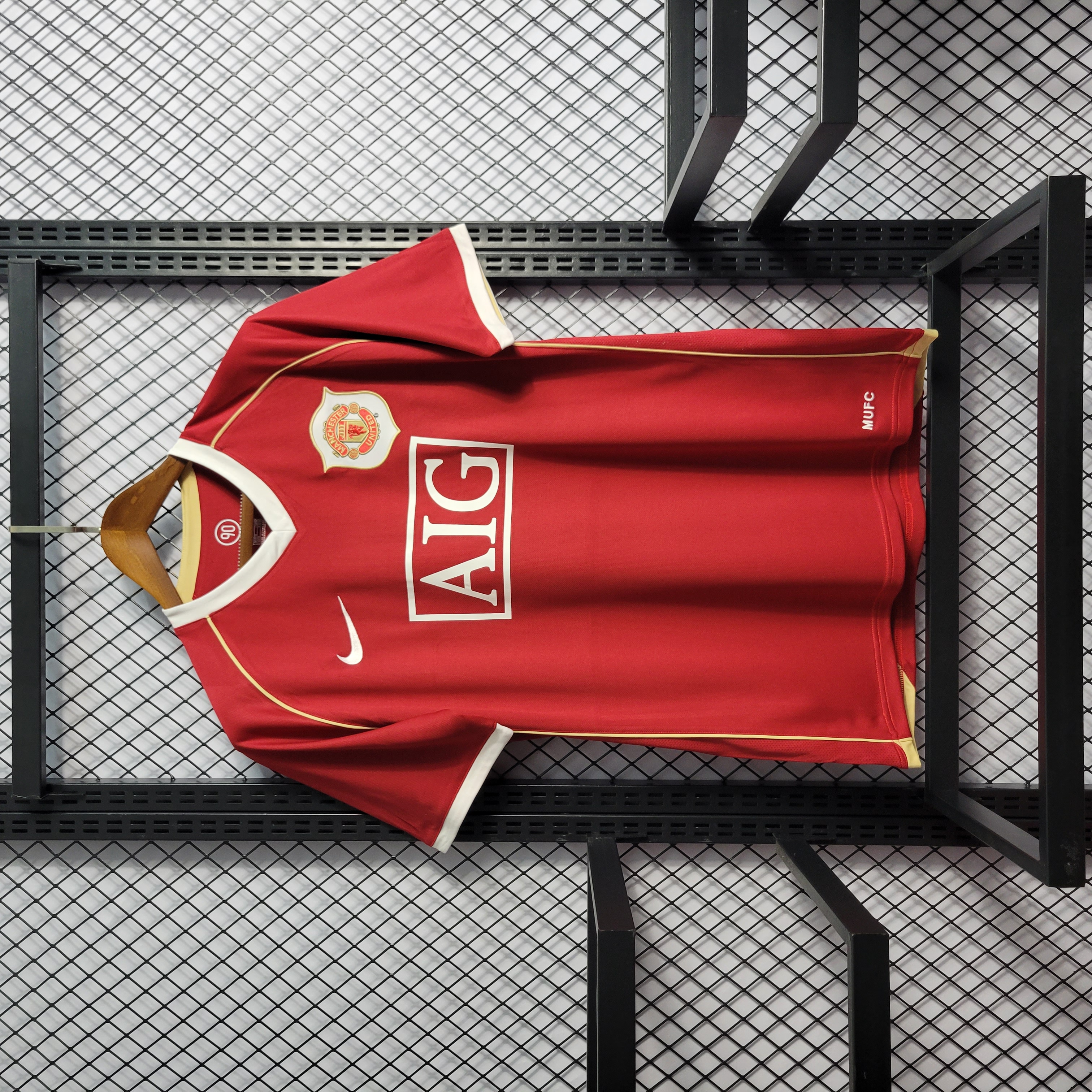 Manchester United Retro 06-07 Home Jersey