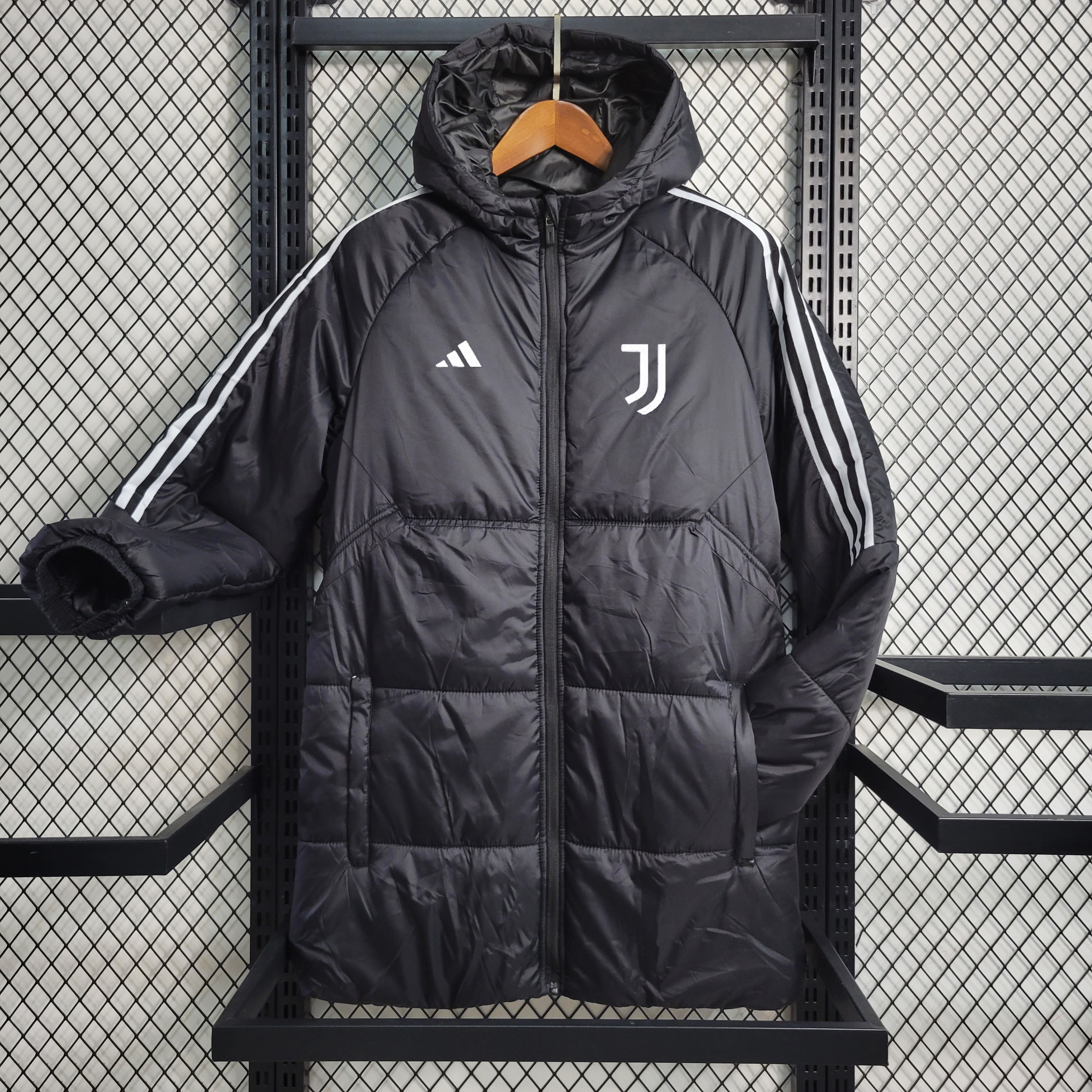 Juventus 23-24 Men's Hooded Thermal Cotton Jacket - Black